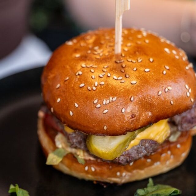 Hamburguesa Clásica