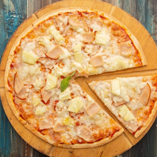 Pizza Hawaiana